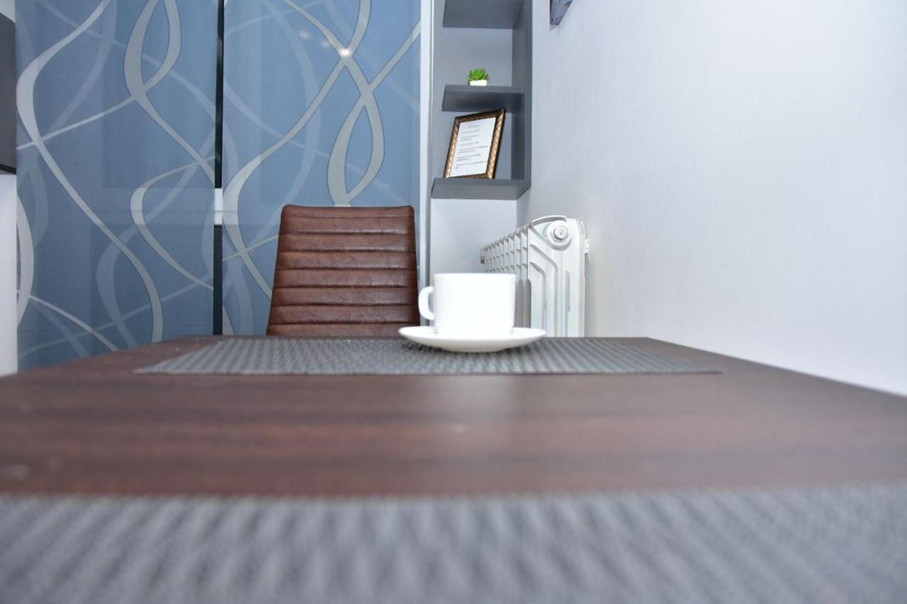 Apartament Dabe Hd Hunedoara Exterior foto